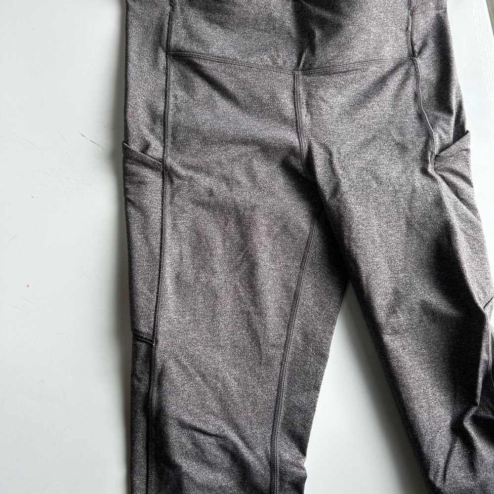 grey lululemon leggings - Picture 3 of 5